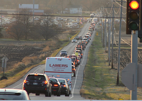 Long Lines in Advance of Trump Visit WGTD